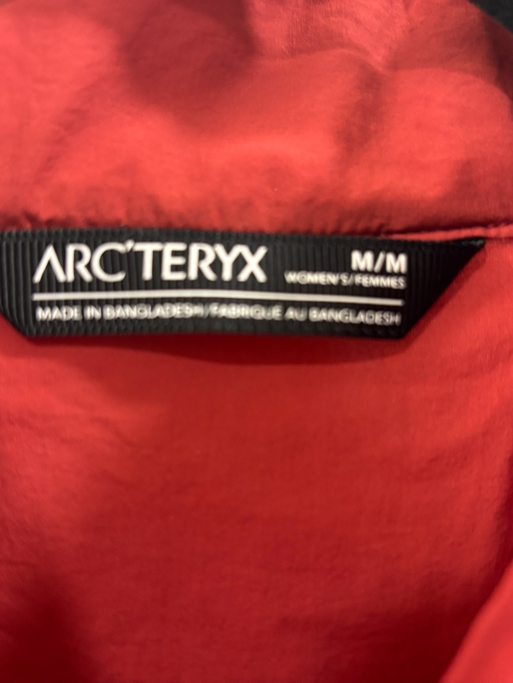 Arc'teryx Norvan Red Insulated Vest - Medium - Picture 2 of 6